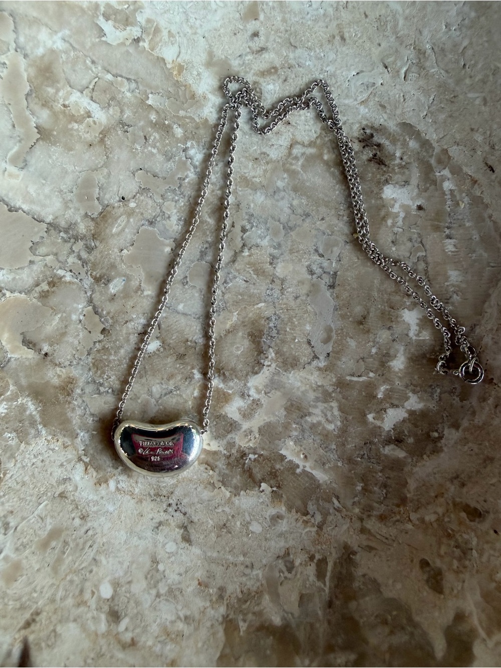 Tiffany & Co Elsa Peretti Sterling Silver Kidney Bean Pendant Necklace 18”